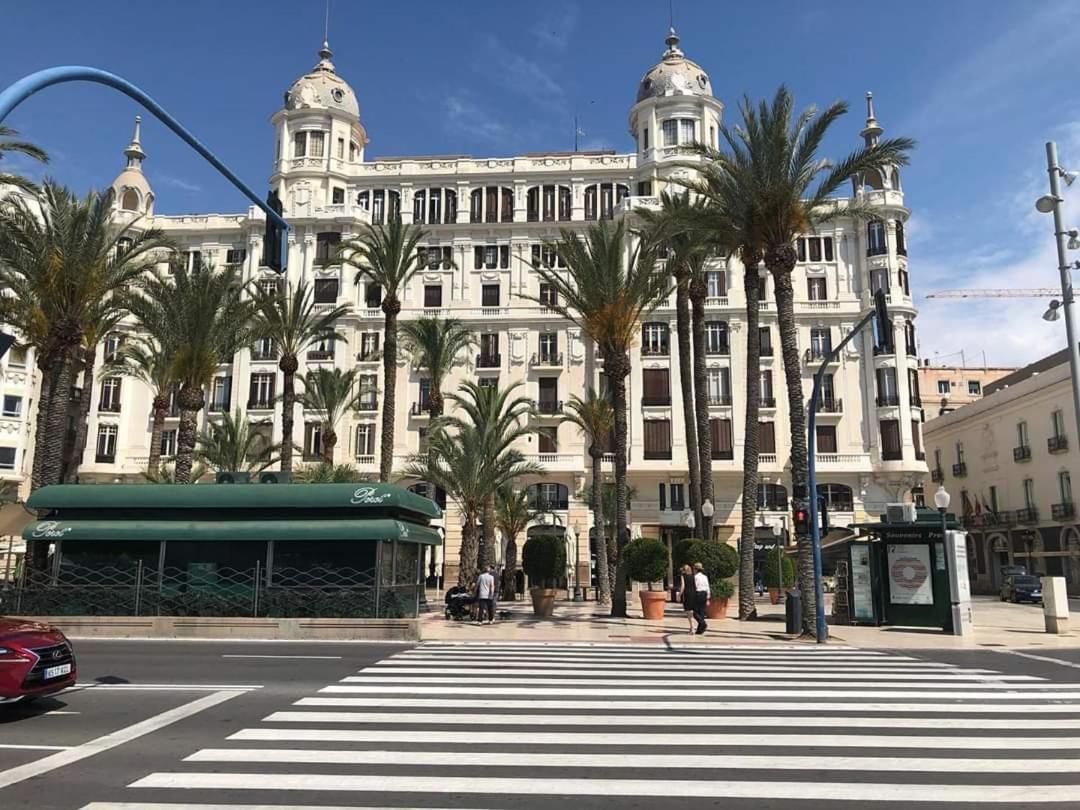 Casaturis Plaza Nueva En El Centro De Alicante A110 Kültér fotó